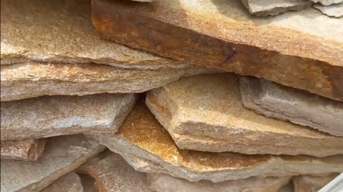 Плитняк златолит жёлтый золотистый для отмостки купить в Благовещенске