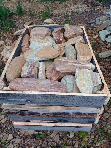 Златолит жёлтый, жёлто-зелёный глыбки и валуны для ланшафтного дизайна купить в Благовещенске