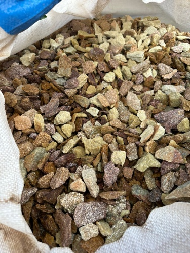 Златолит персиковый декоративная каменная крошка купить в Благовещенске