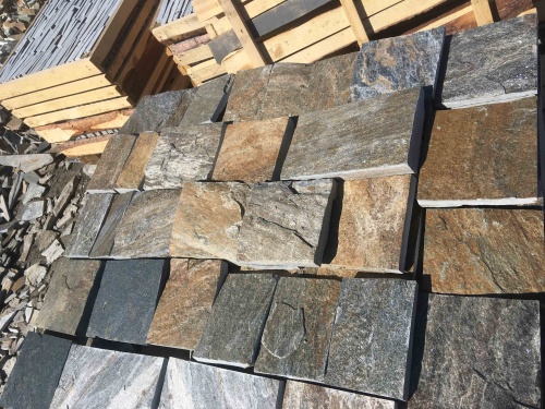 Плитка пилёная златолит Уральский для цоколя, отмостки купить в Благовещенске